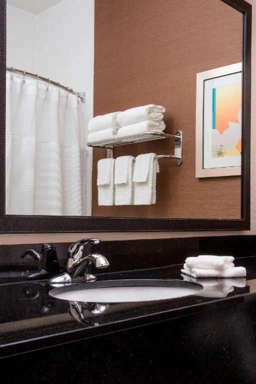 Fairfield Inn & Suites Quincy - Chambres