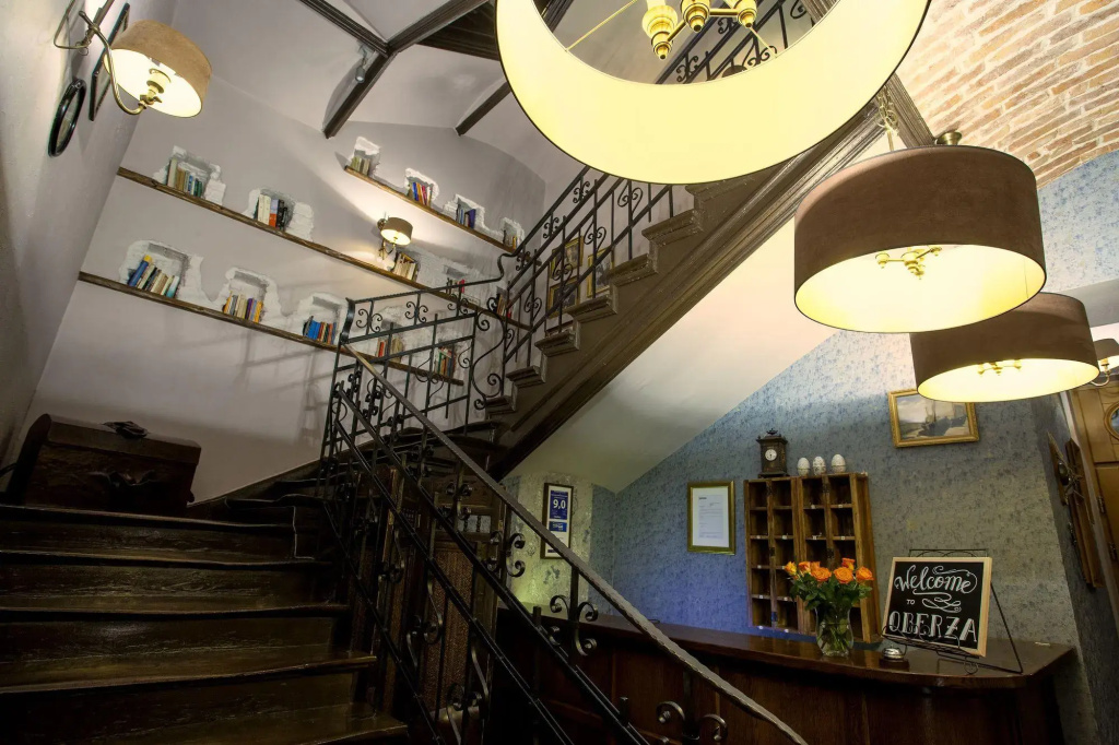 Aparthotel Vicini dawniej Aparthotel Oberża - Général