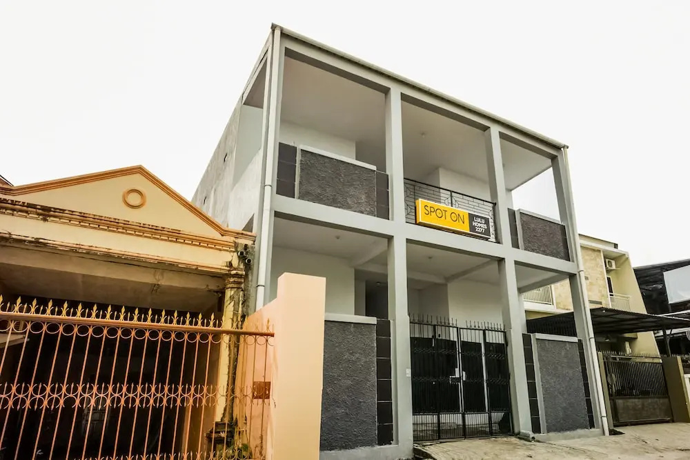 Lulu Homes by OYO Rooms