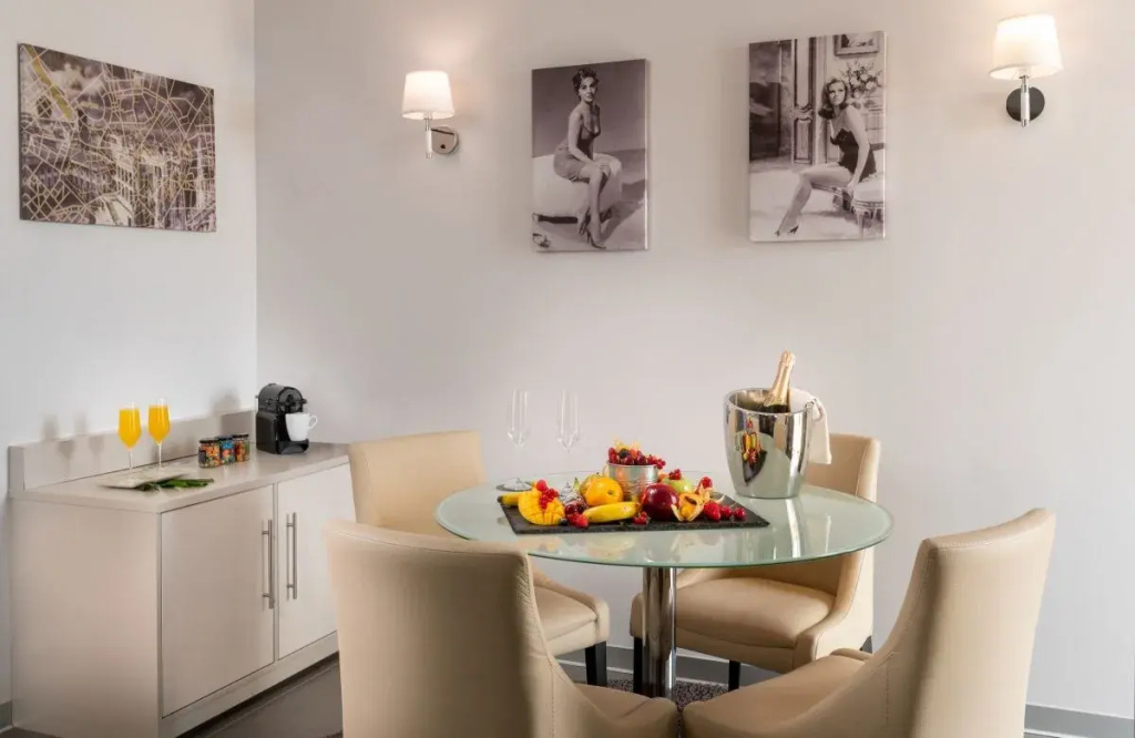 Hotel photo 10