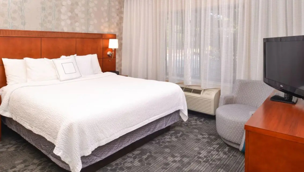 2 Bedrooms Suite