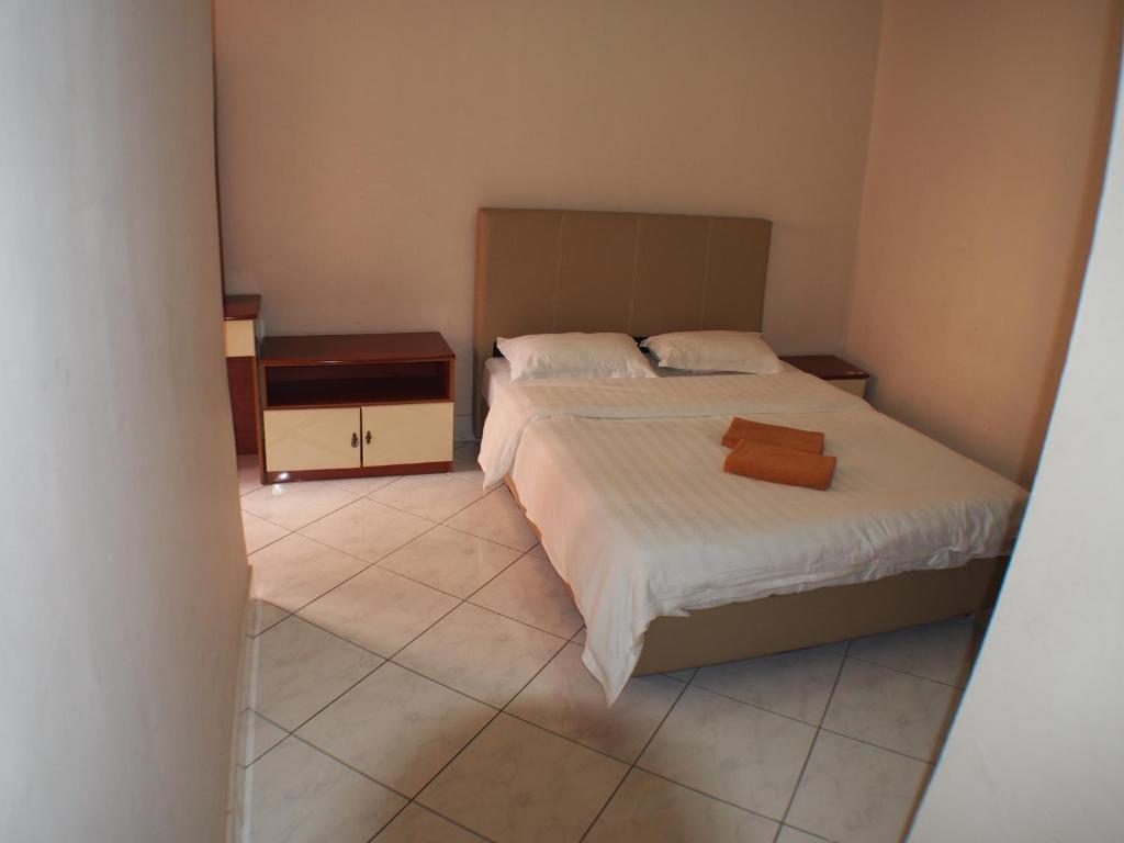 Marina Vacation Condos @ Marina Court Resort Condominium