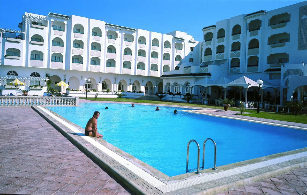 Hotel photo 11