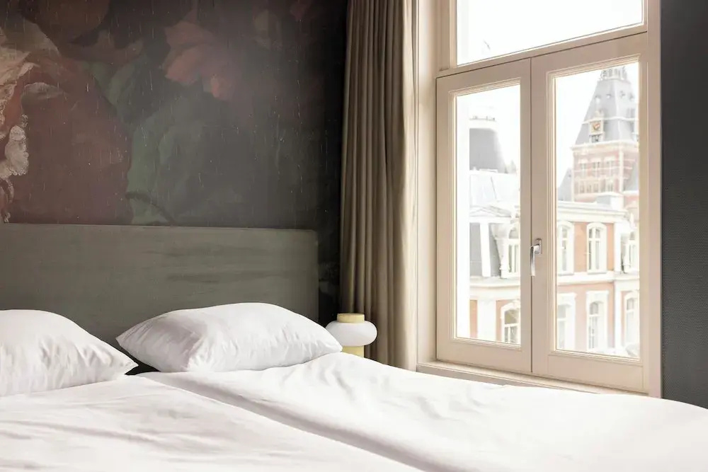 Comfort room