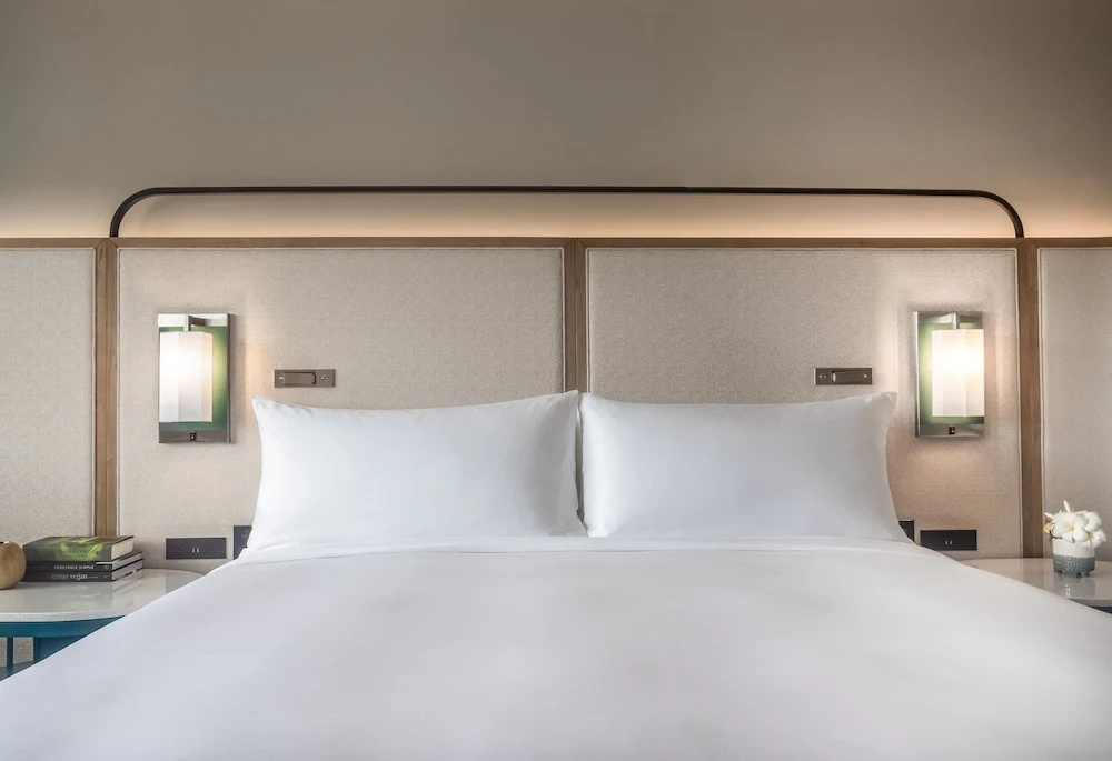 Double Junior Suite with balcony (full double bed)