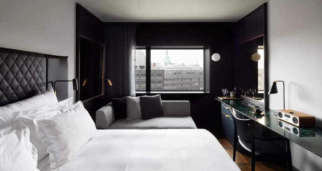Standard Double room (full double bed)
