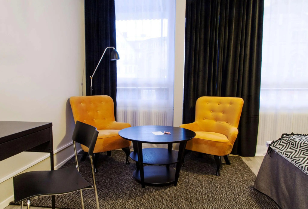 Superior Double room (full double bed)