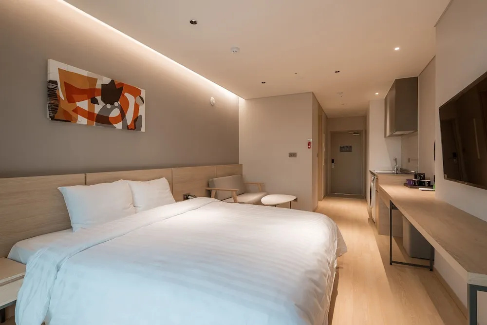 1 Bedroom Standard Double room (full double bed)