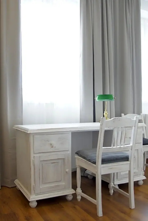 Dom Literatury Pokoje Gościnne - Chambres