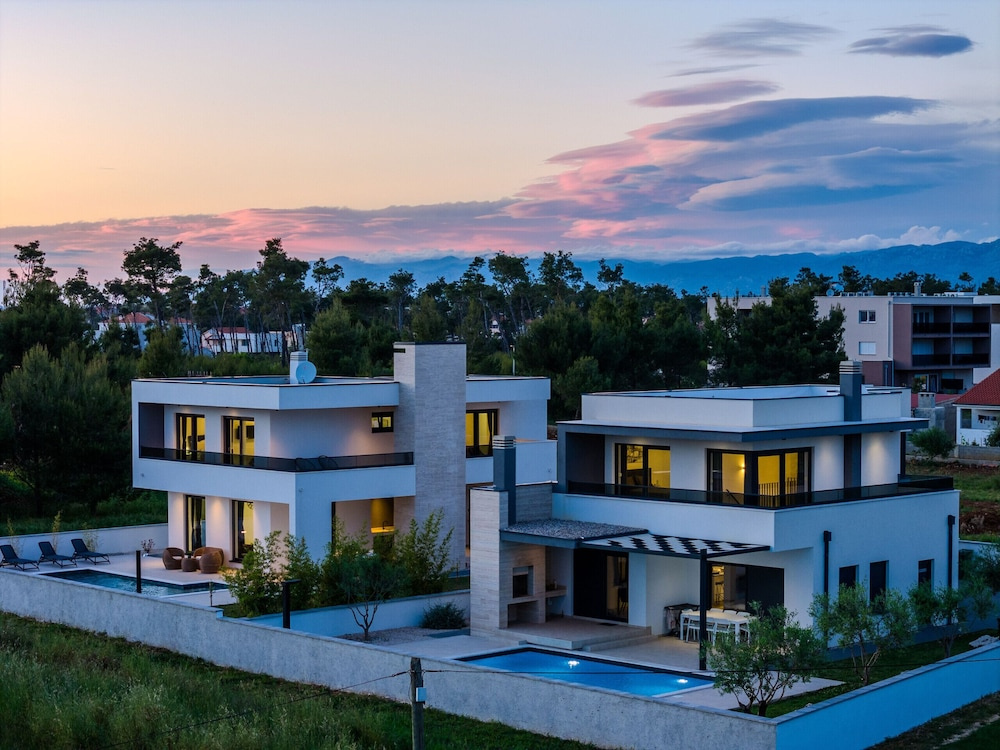 Villa Karlo