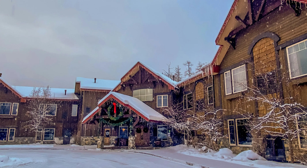 Lodge at Whitefish Lake