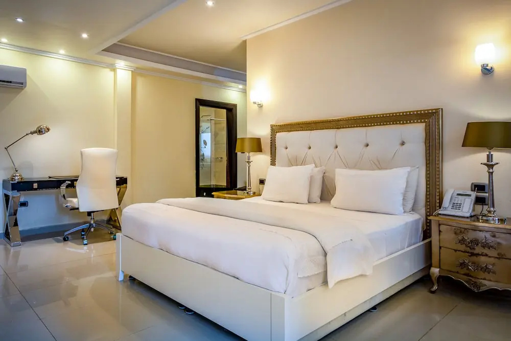 Superior Suite with balcony