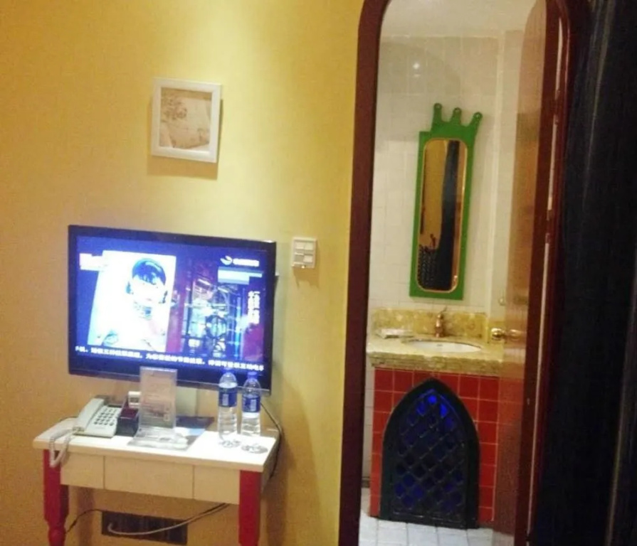 Lobby & Reception