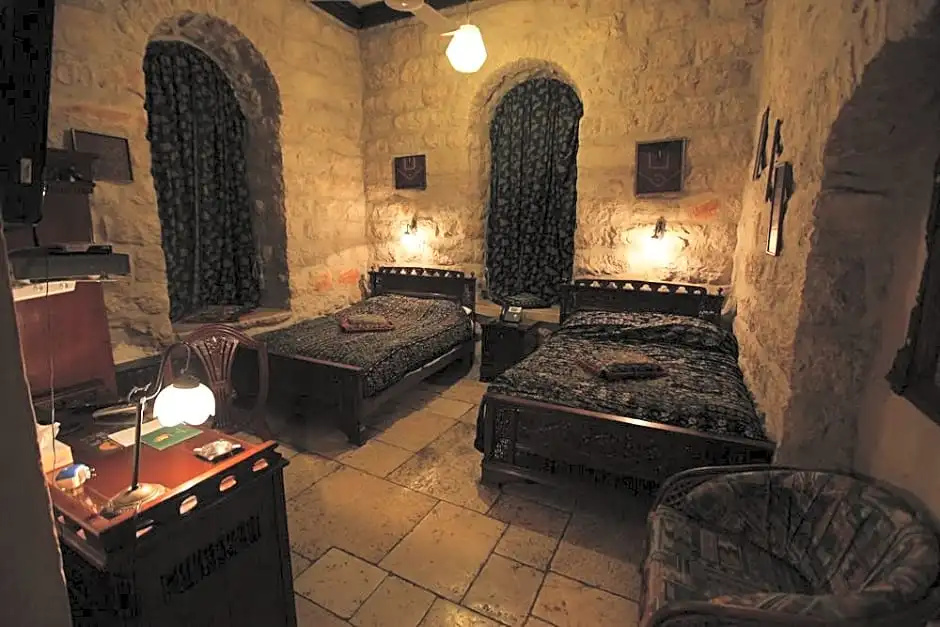 Superior Double room (full double bed)