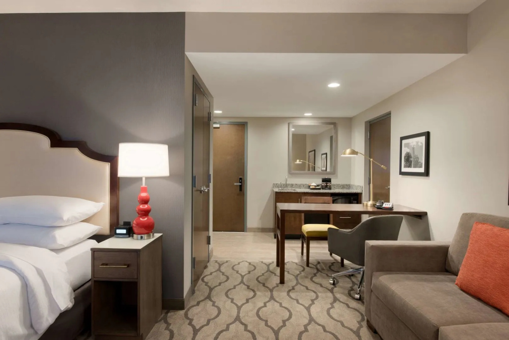 Embassy Suites by Hilton Chicago Naperville - Général