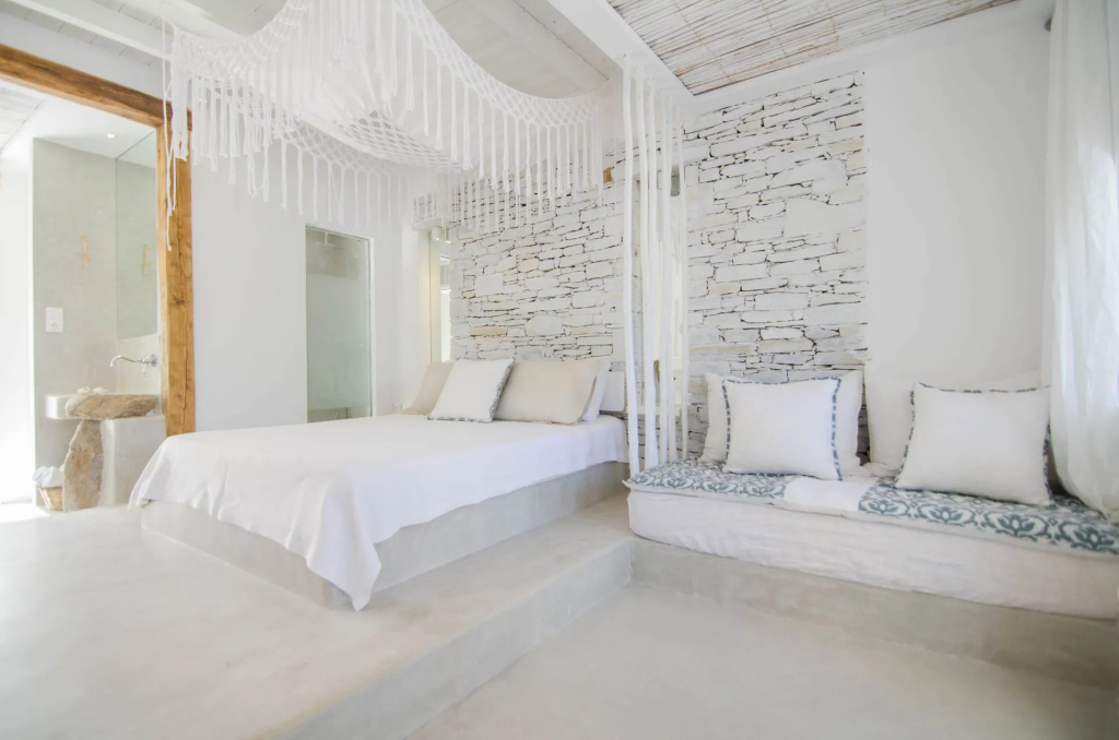 Deluxe Double room with sea view (full double bed)