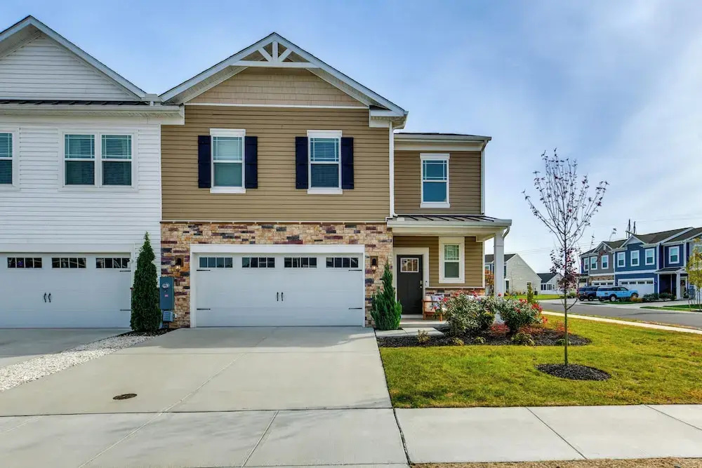 5 Mi to Bethany Beach: Home w/ Pool + Gym Access!
