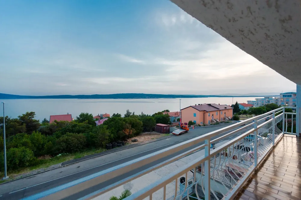 Seaview Studio Apartmani Sleeps 2 - Wifi & Tv