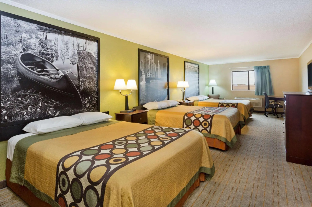 Standard Sextuple room