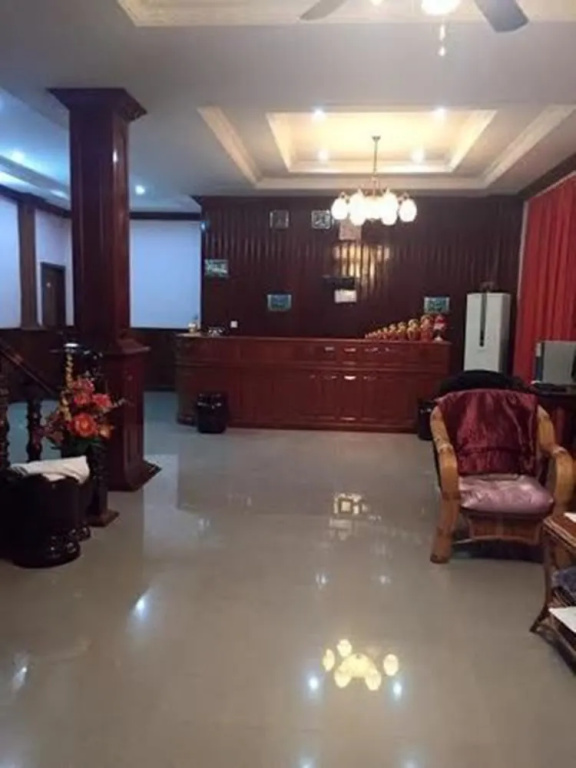 Lobby & Reception