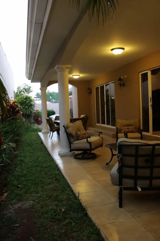 Deluxe Property in Cariari - фото 14