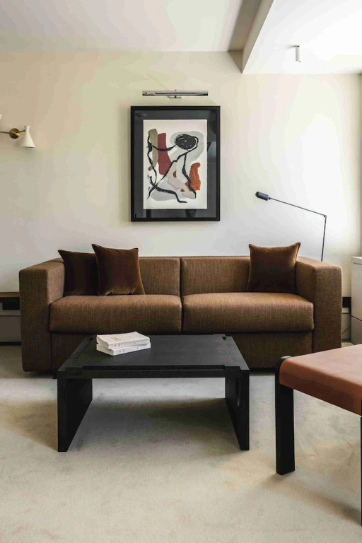 Mondovi Luxury Suites 57