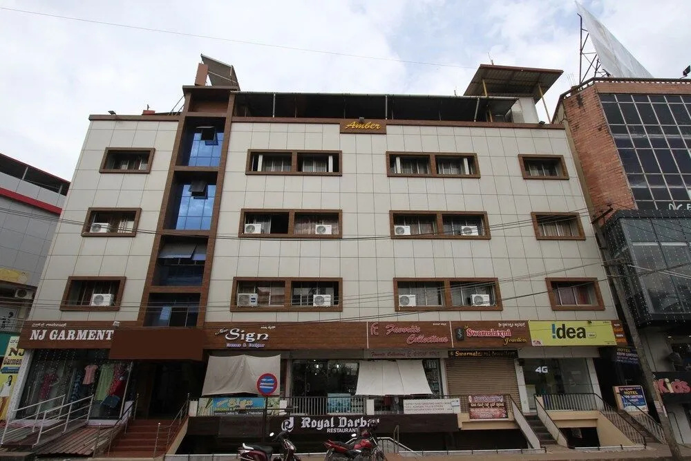 OYO 22503 Hotel Residency Gate
