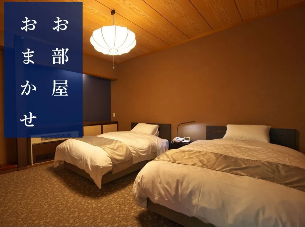 Standard room with mountain view