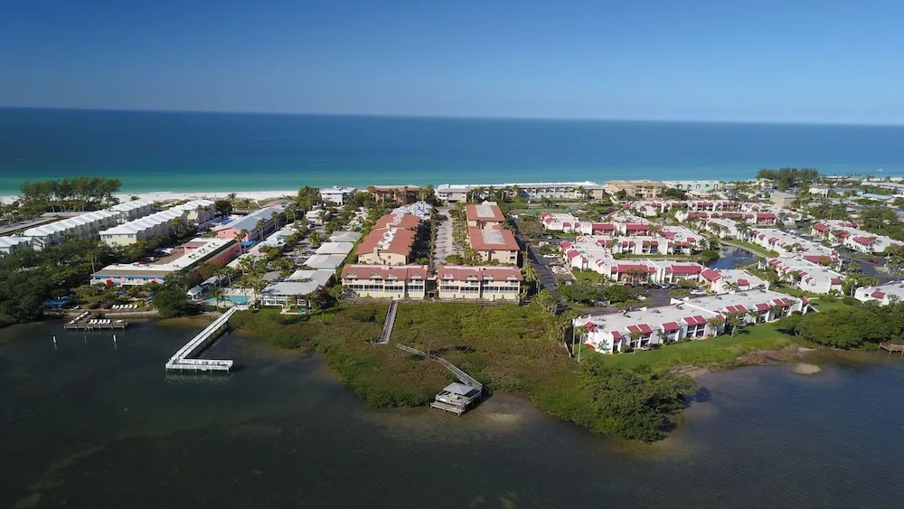 226 Bradenton Beach Club