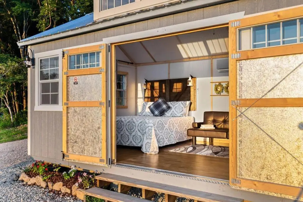 Chasing Views Tiny House