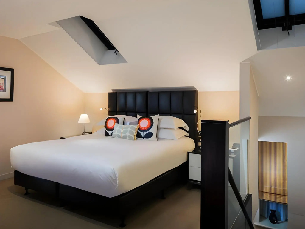 Cheval Phoenix House at Sloane Square - Photo 5