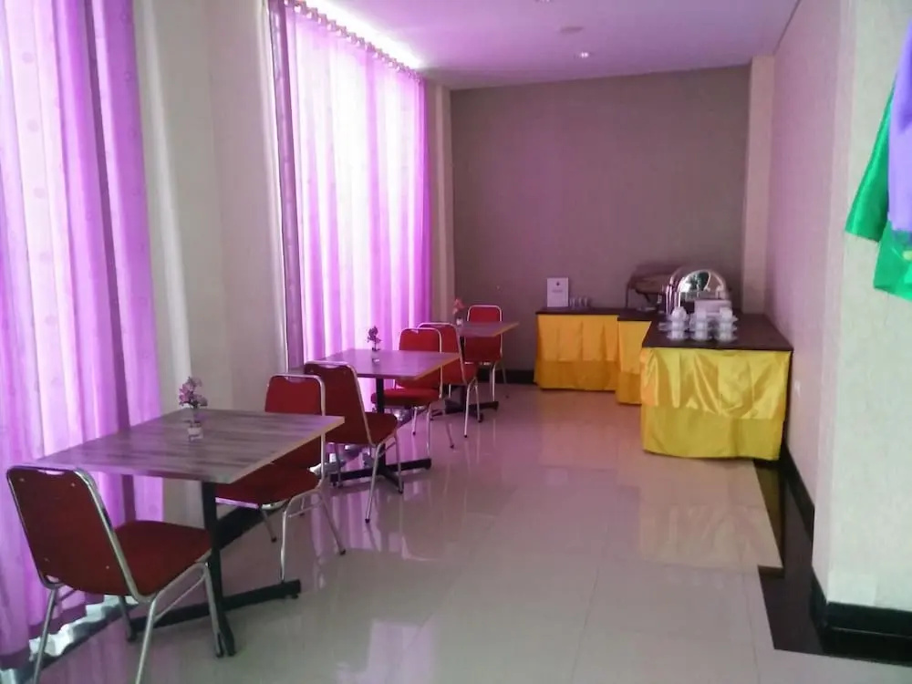 Atreya Hotel Makassar - Général