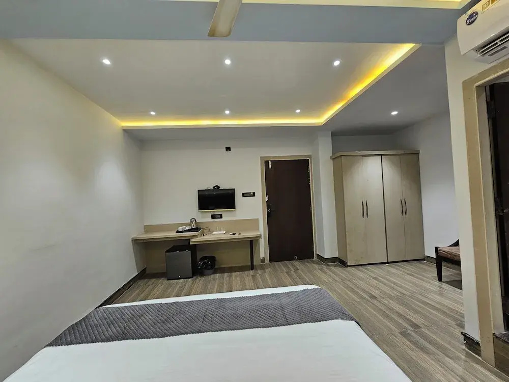 Hotel MK Vivanta
