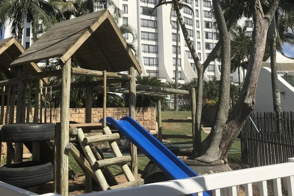 Studio Resort Apartment - Sleeps 2 - Beachside