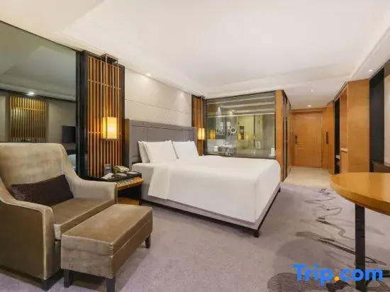 Executive Double room (full double bed)