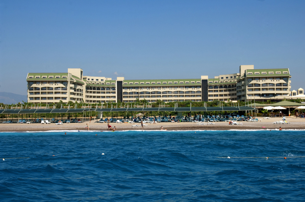 Beach & Waterfront
