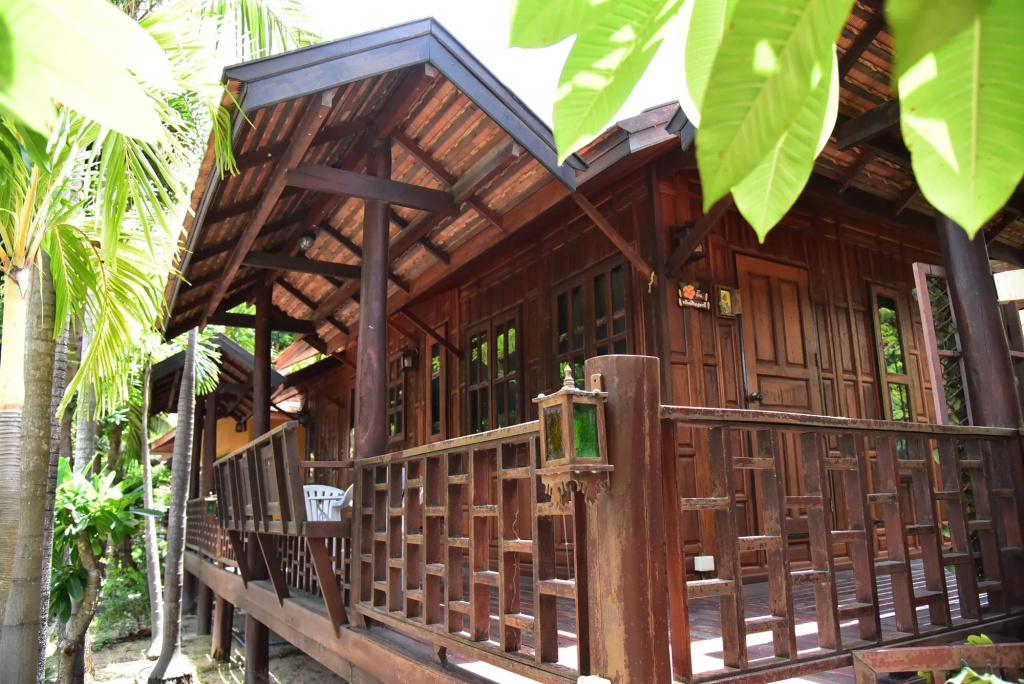 Balcony & Terrace