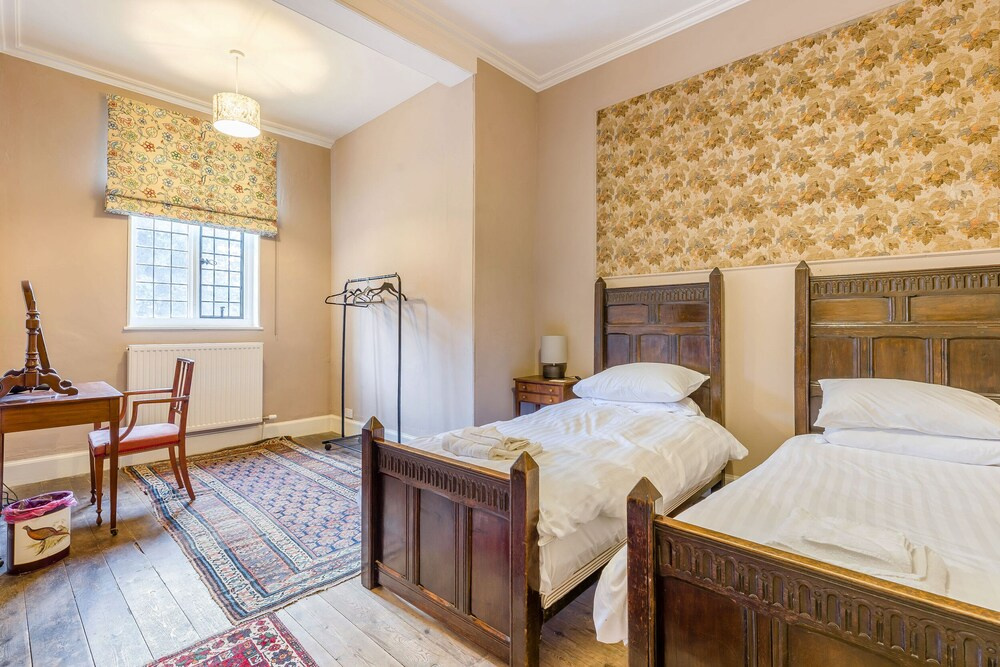 The Generals Quarters at Pitchford Estate — 5