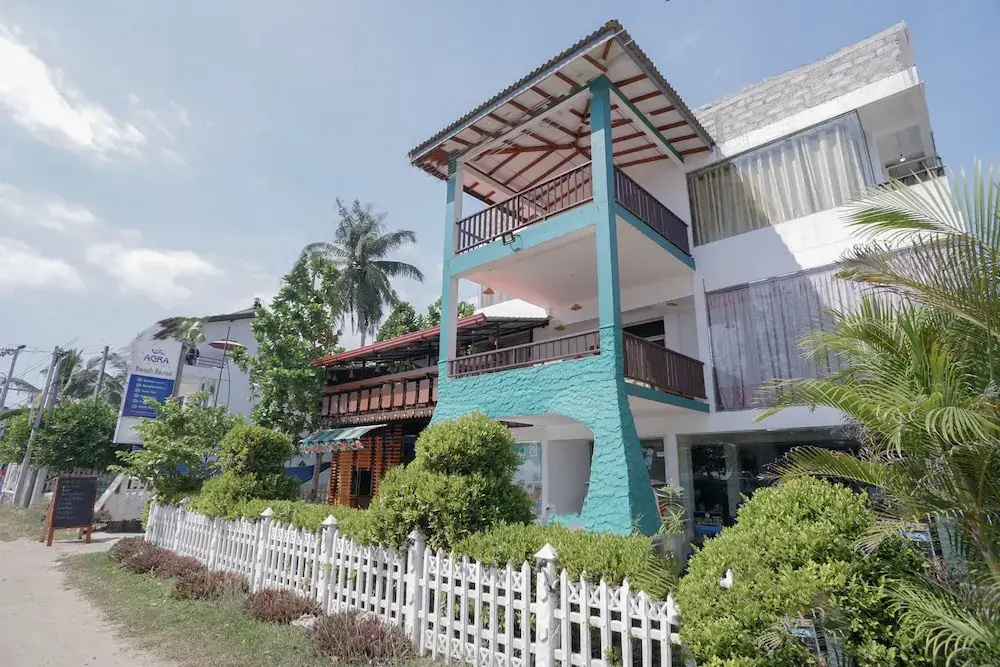 OYO 512 Agra Lanka Beach Resort