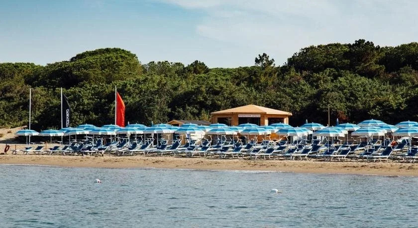 Beach & Waterfront