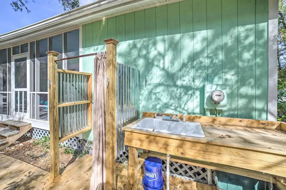 Oak Island Home w/ Yard < 1 Mi to the Beach!
