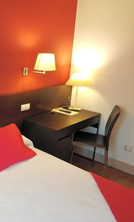 Hotel Puerta Del Arco - Chambres