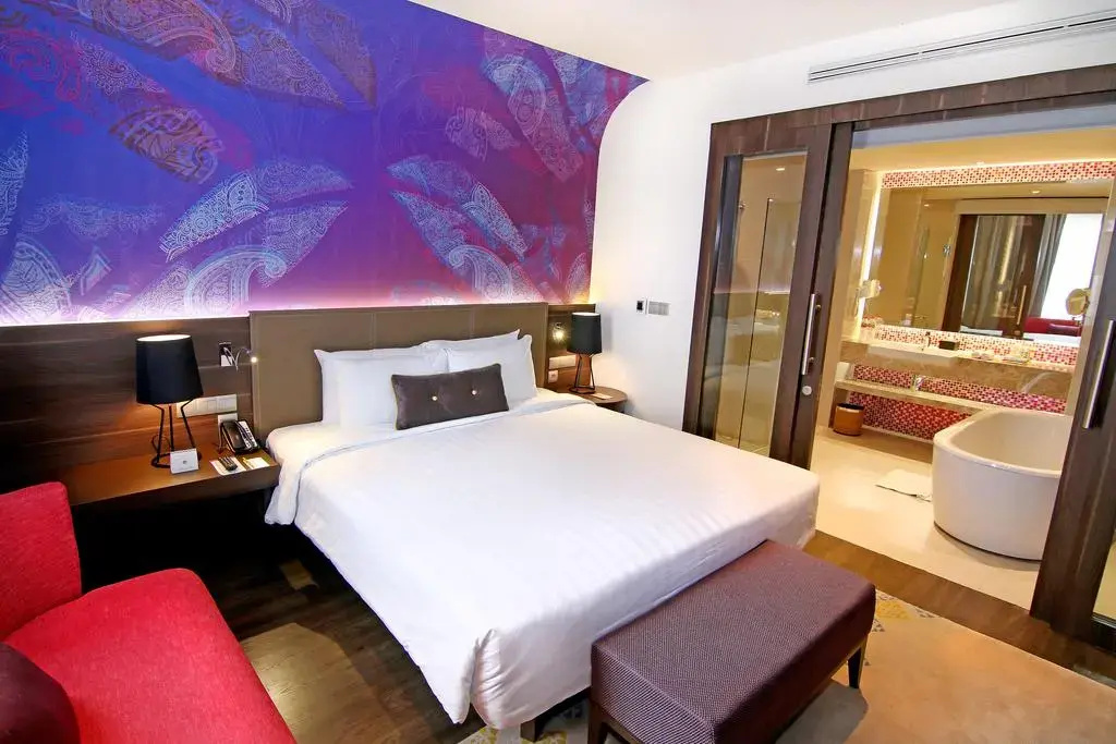 Mercure Karawang - Tap to explore photos