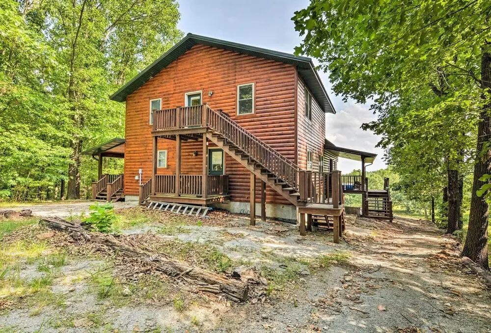 Spacious Log Cabin in Fairland, 1 Mi to Grand Lake