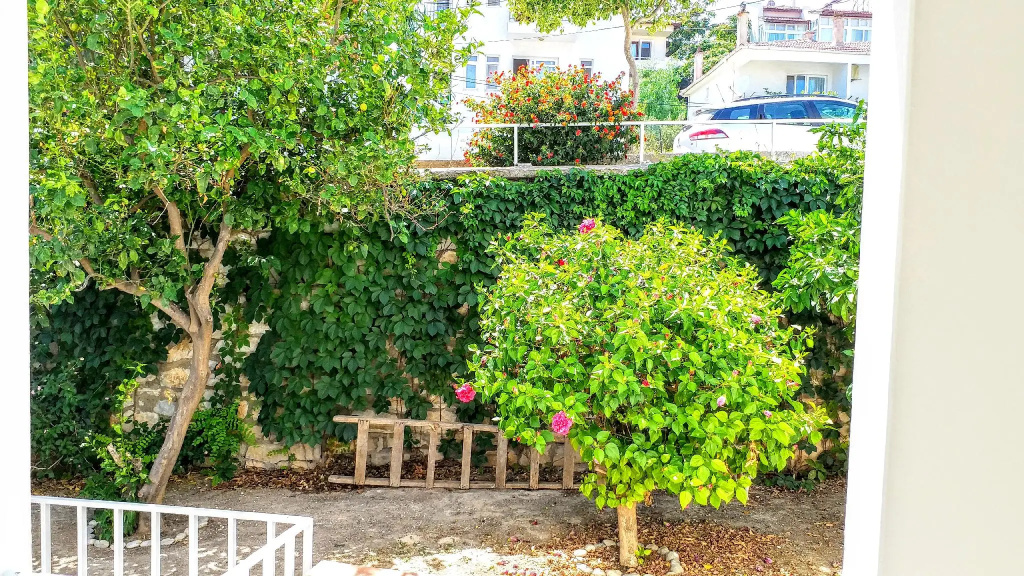 2 Bedrooms Standard room with garden view