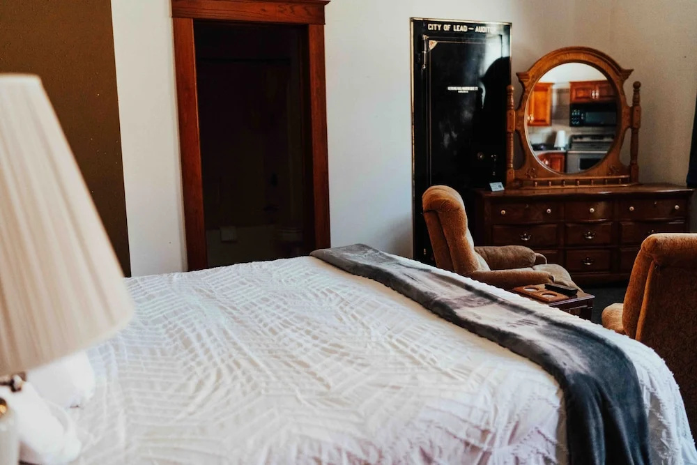 Deluxe Double Studio full double bed