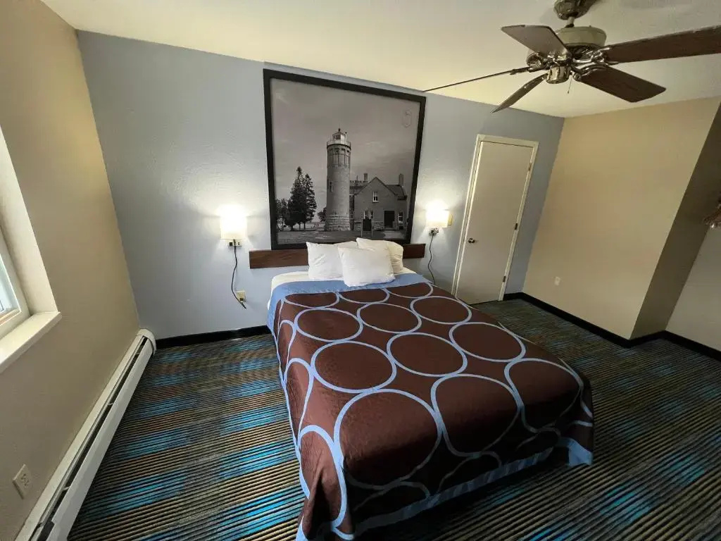 1 Bedroom Quadruple Suite