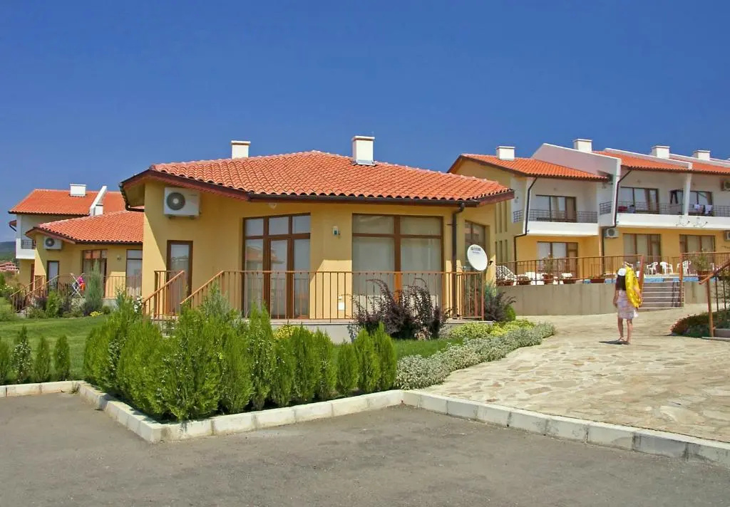 Montemar Villas