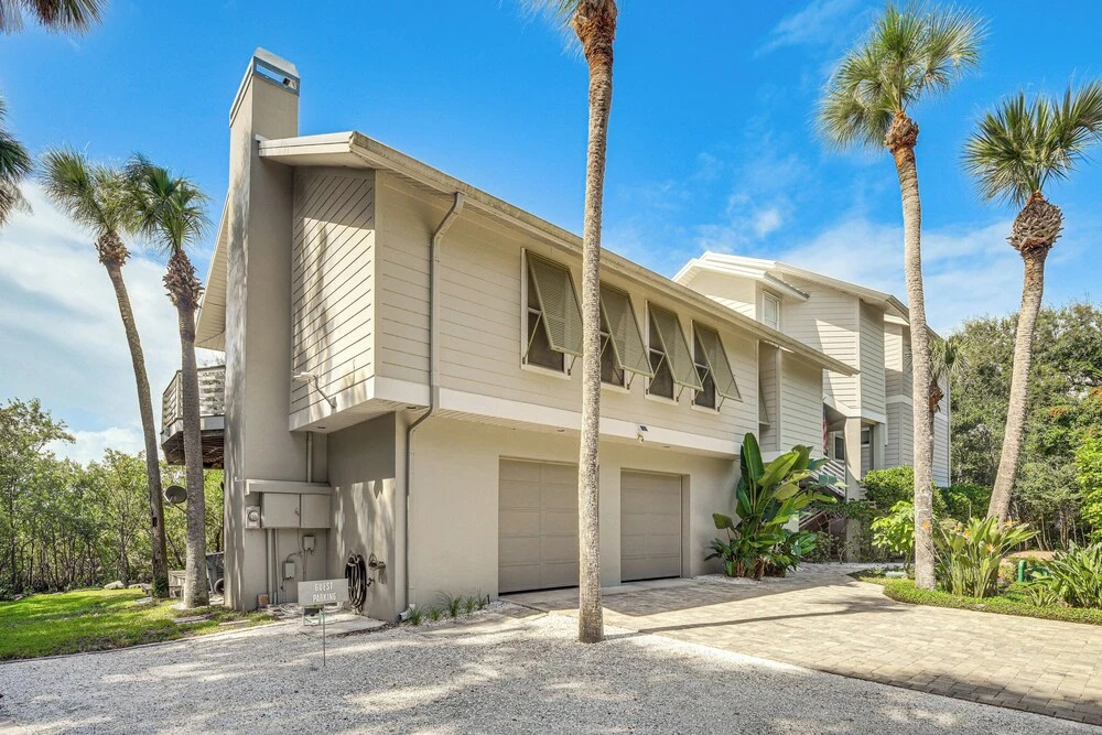 Walk to the Beach! New Smyrna Hideaway w/ Patio