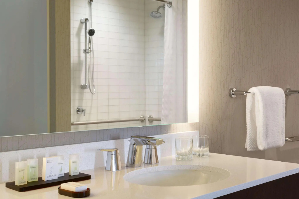 Embassy Suites by Hilton The Woodlands at Hughes Landing - Chambres
